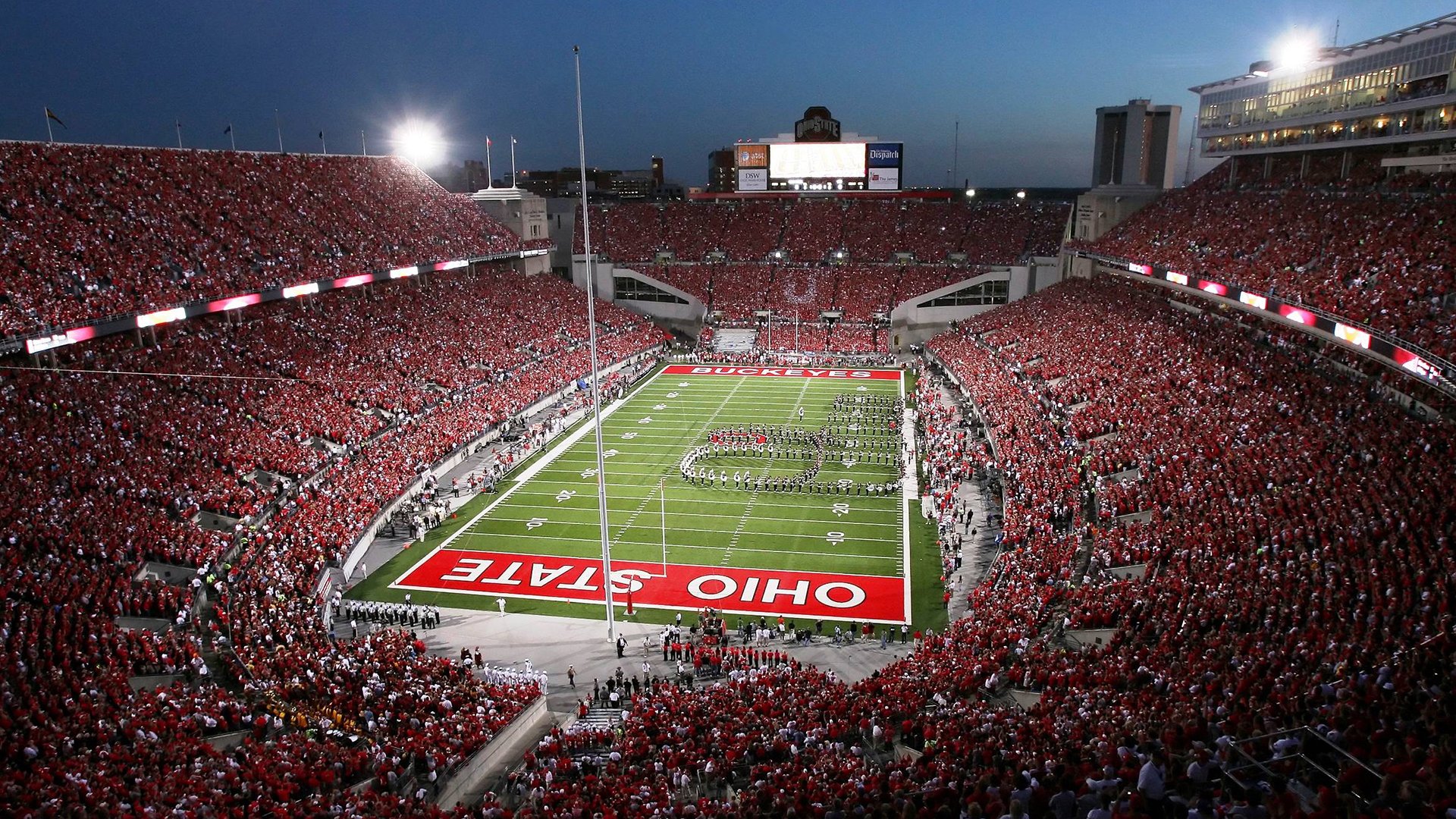 浓眉哥单骑救主！快船险胜黄蜂，谁还说他是玻璃人？