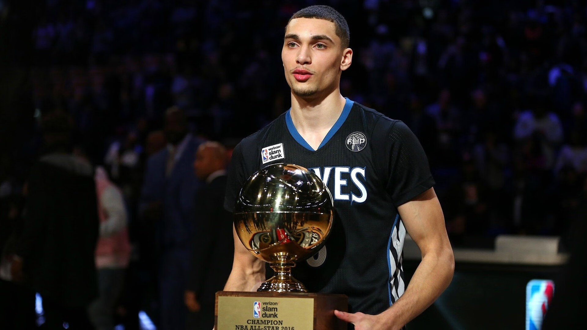 老鹰掀翻快船，小贾伦完成里程碑，这一夜，NBA把团队与成长写进同一张答卷